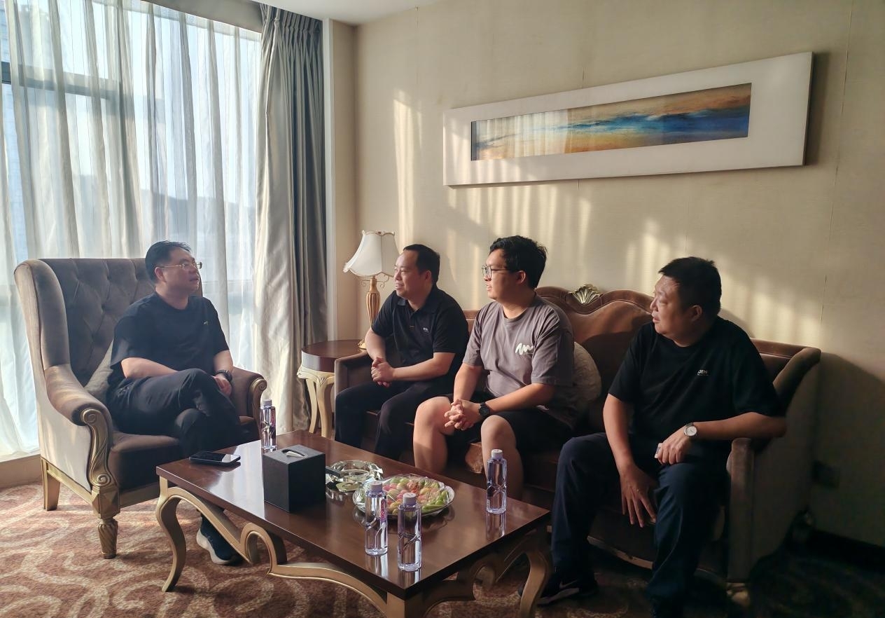 20250901164400_42068